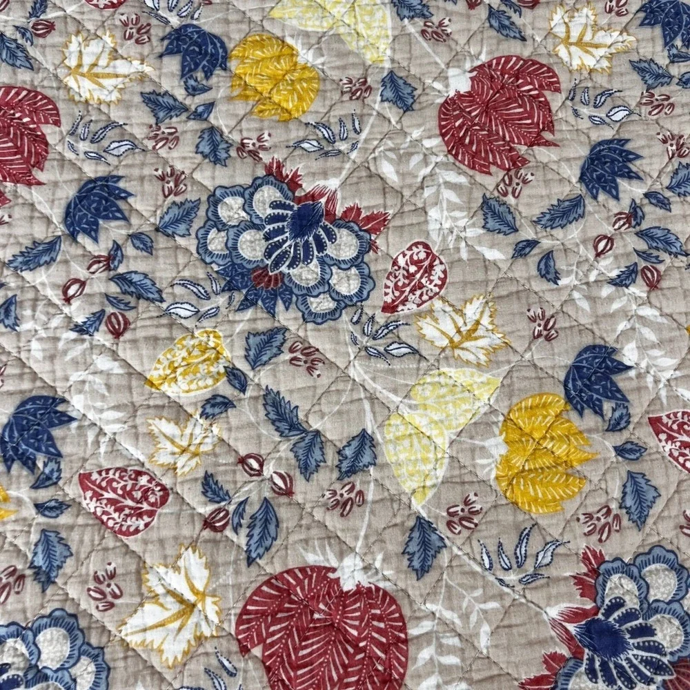 Rachel Ashwell type quilt